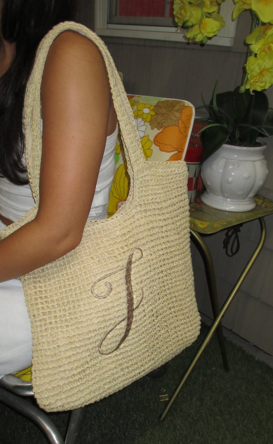 Custom embroidered straw beach bag