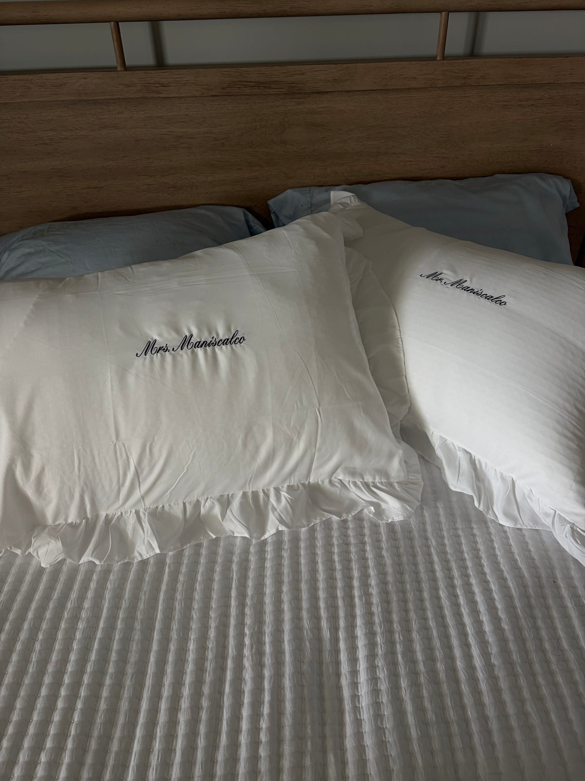 Ruffled embroidered pillowcases