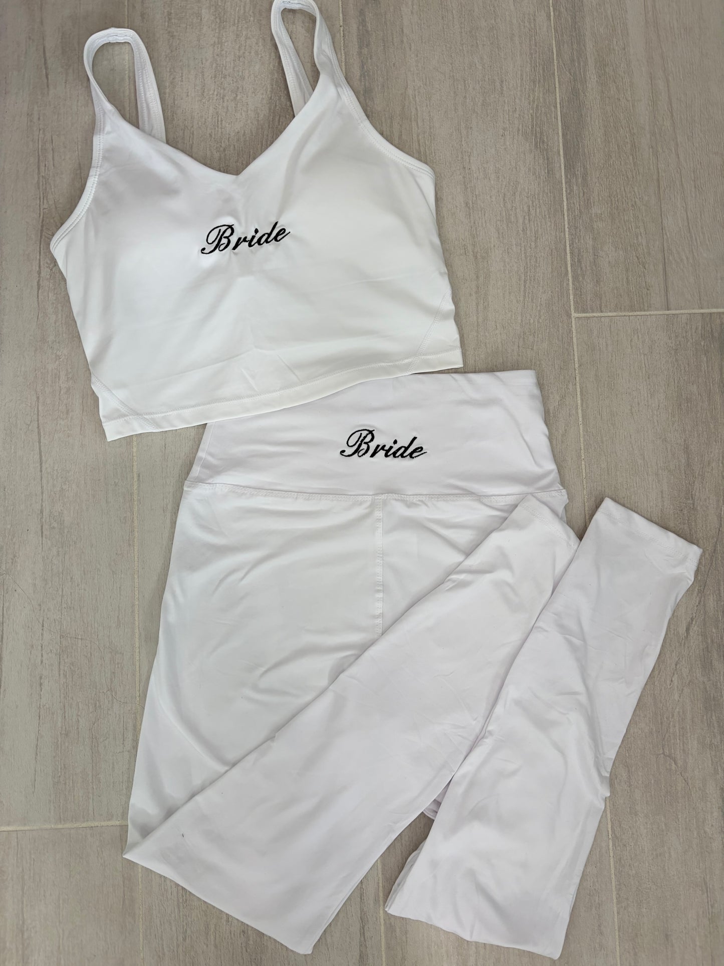 Workout top and leggings set