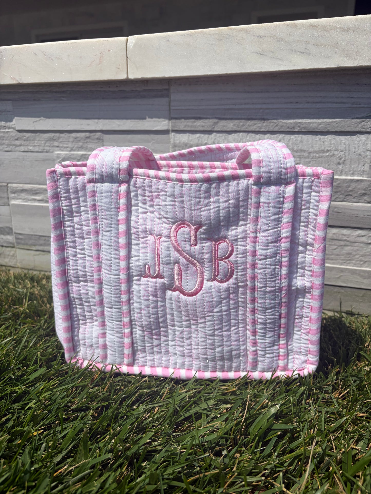 Pink seashell mini tote bag