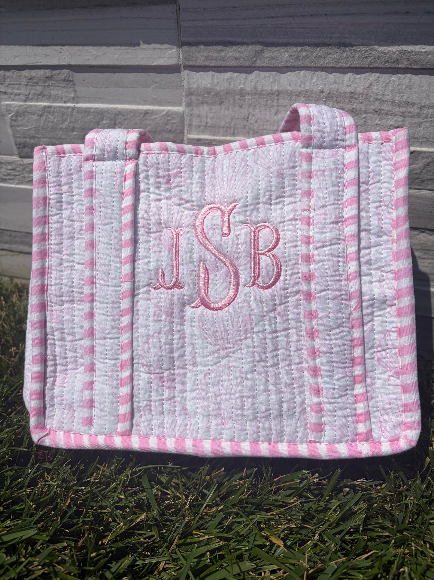 Pink seashell mini tote bag