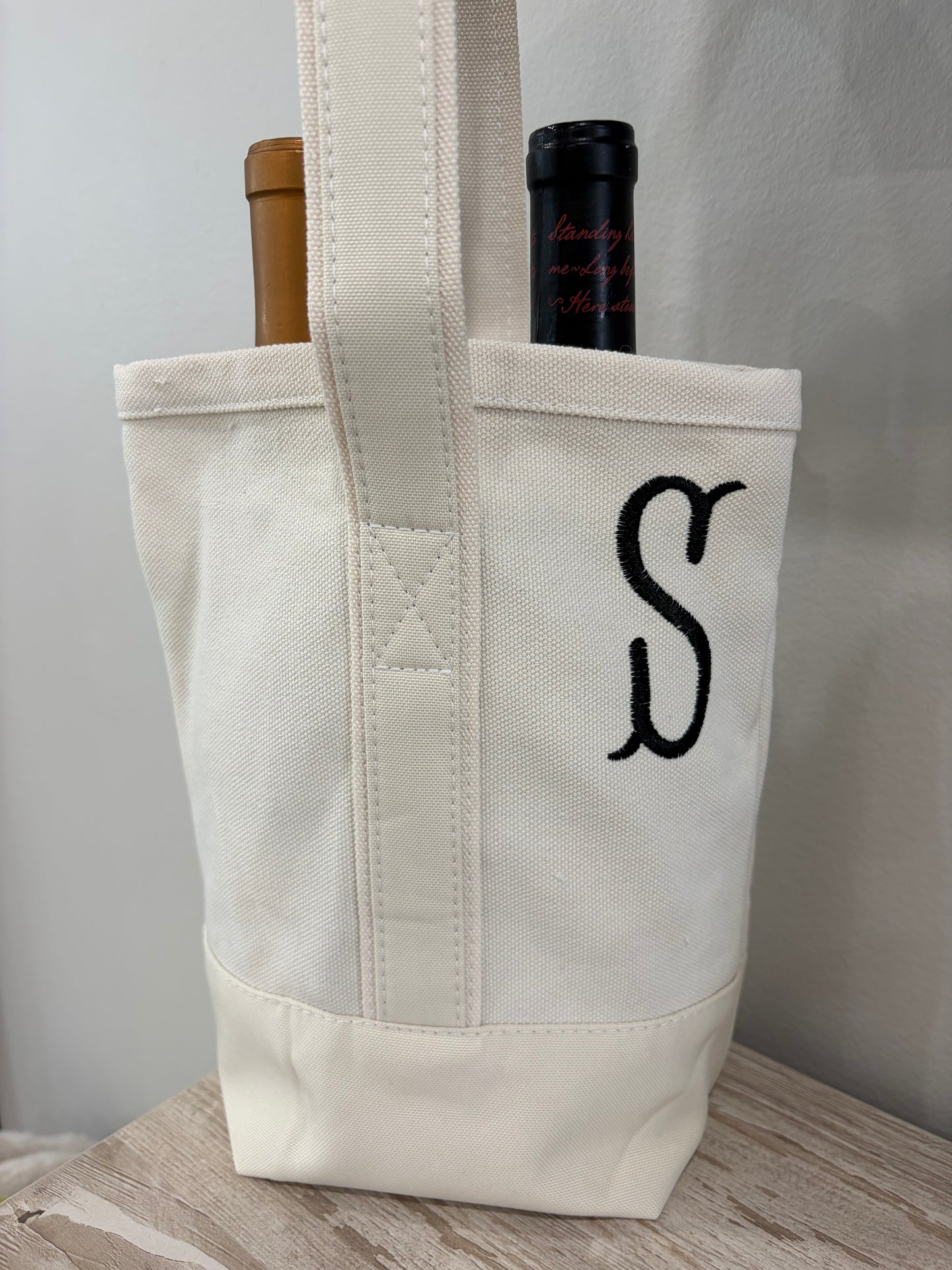 Wine holder embroidered bag